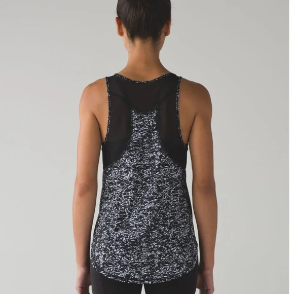LULULEMON  Sculpt Tank II Iced Wave White Black/Black Size 2 - Picture 2 of 11
